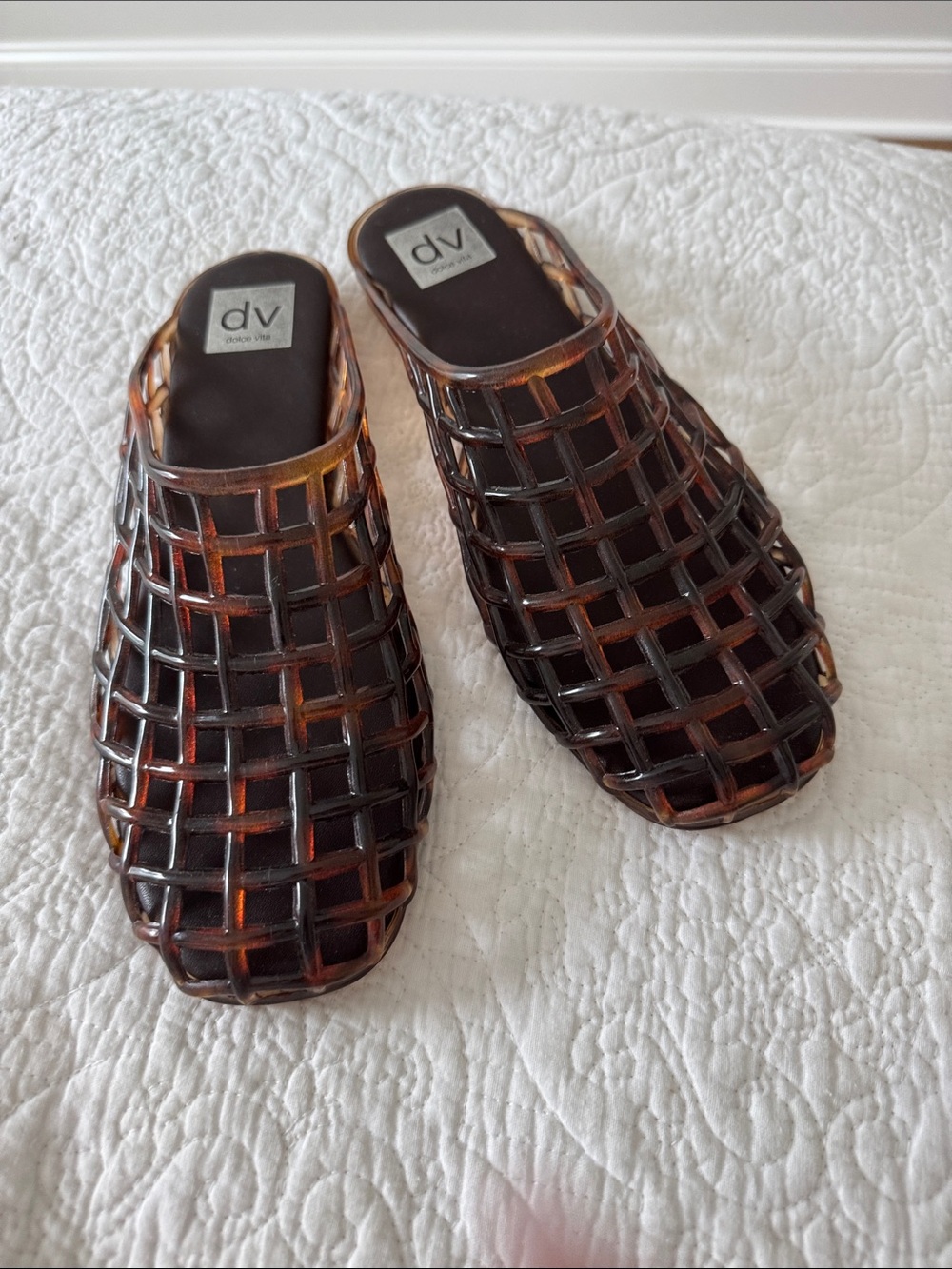 DV by Dolce Vita Brown Tortoiseshell Woven Mule Slides